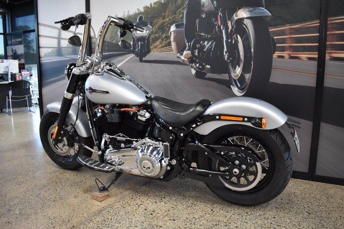 2020 HARLEY-DAVIDSON FLSL SOFTAIL SLIM (107)