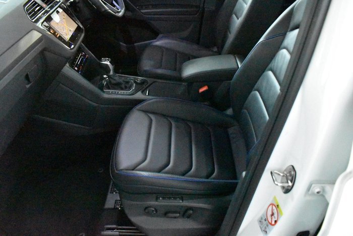 2023 Volkswagen Tiguan R