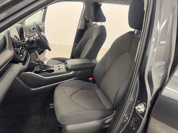 2024 Toyota Kluger GX AXUH78R 4X4 On Demand Graphite