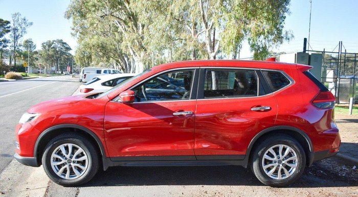 2018 Nissan X-TRAIL ST