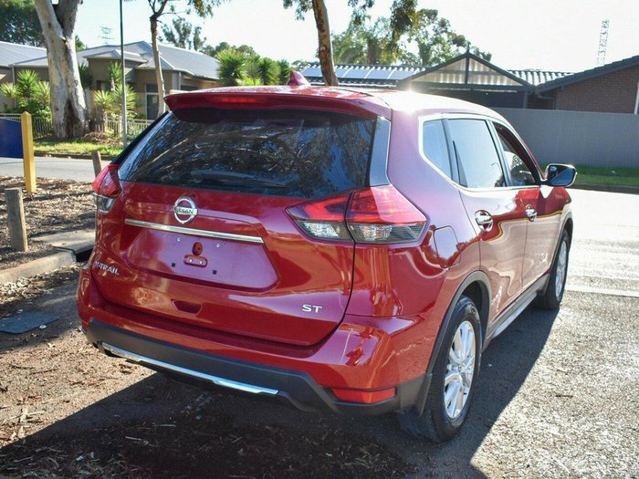 2018 Nissan X-TRAIL ST