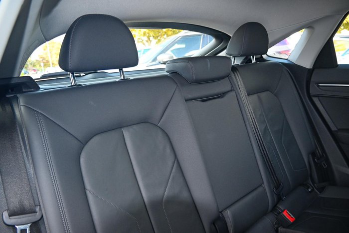 2020 Audi Q3 35 TFSI S line