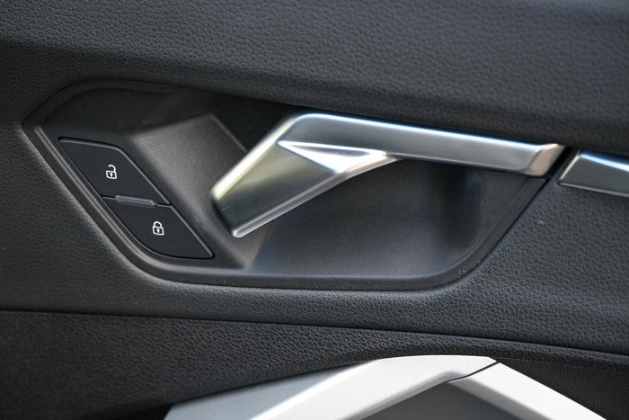 2020 Audi Q3 35 TFSI S line