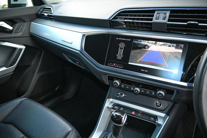 2020 Audi Q3 35 TFSI S line