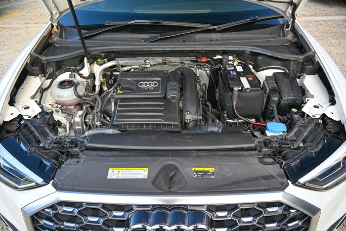 2020 Audi Q3 35 TFSI S line