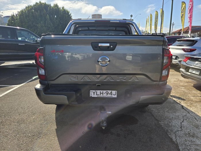 2021 Nissan Navara ST-X