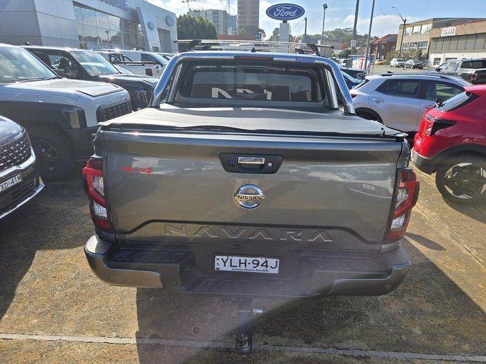2021 Nissan Navara ST-X
