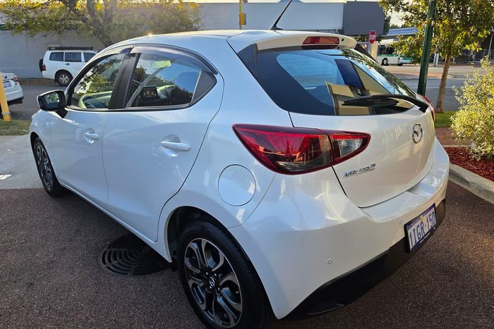 2016 Mazda 2 Genki