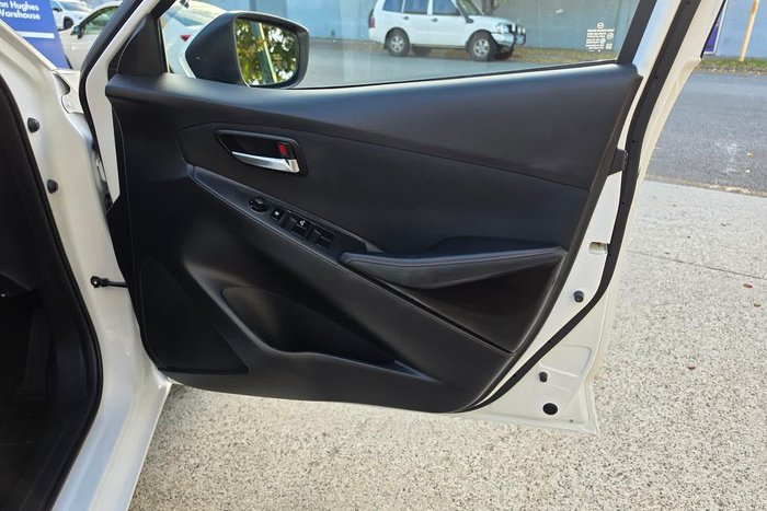 2016 Mazda 2 Genki