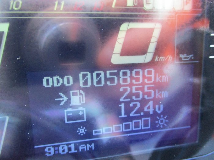2023 Suzuki GSX-S1000 SILVER