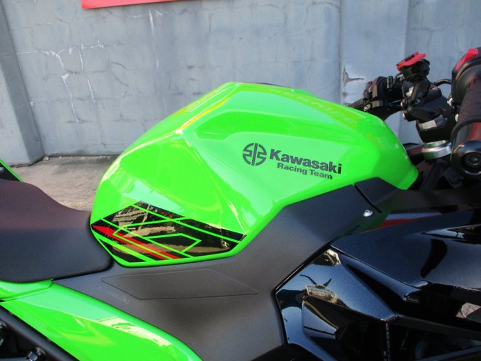 2023 Kawasaki NINJA 400 GREEN
