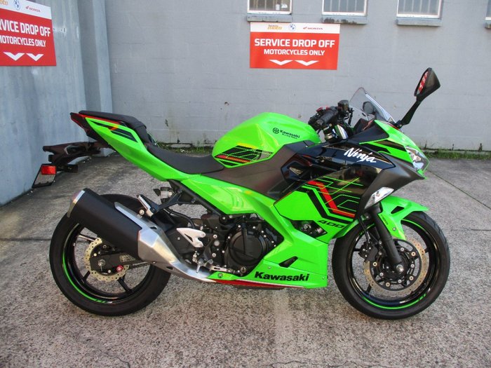 2023 Kawasaki NINJA 400 GREEN