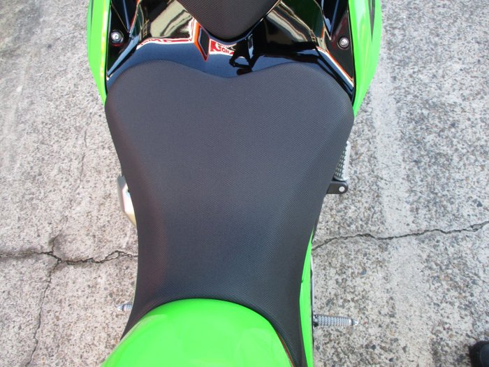 2023 Kawasaki NINJA 400 GREEN