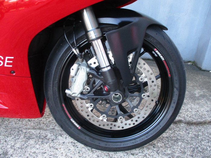 2021 Ducati PANIGALE V2 RED