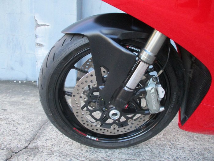 2021 Ducati PANIGALE V2 RED