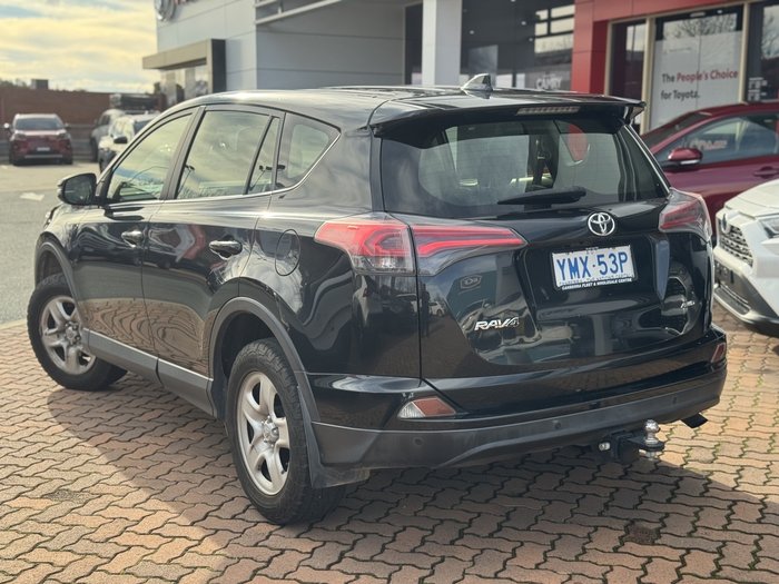2016 Toyota RAV4 GX (4x4)