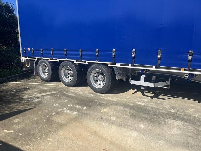 2026 Krueger Drop Deck Mezz