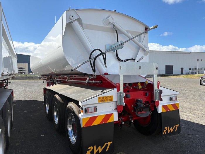 2026 Roadwest Side Tipper
