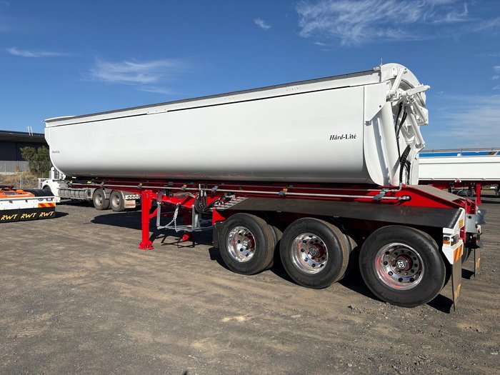 2026 Roadwest Side Tipper