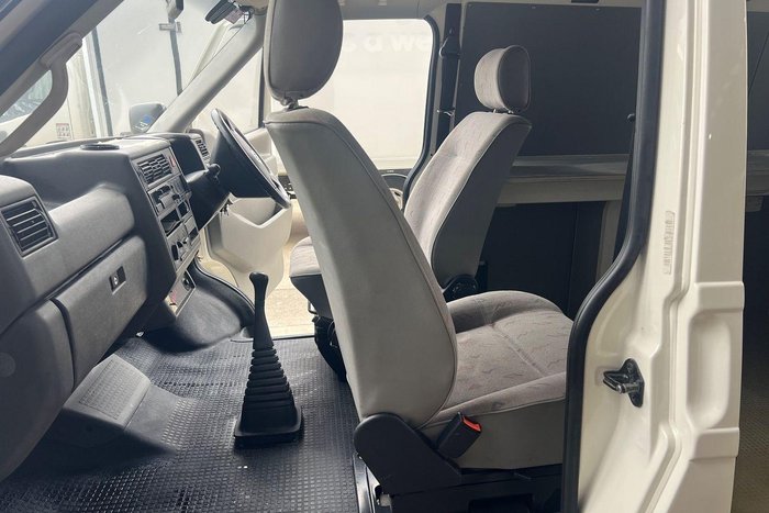 1999 Volkswagen Transporter T4 White