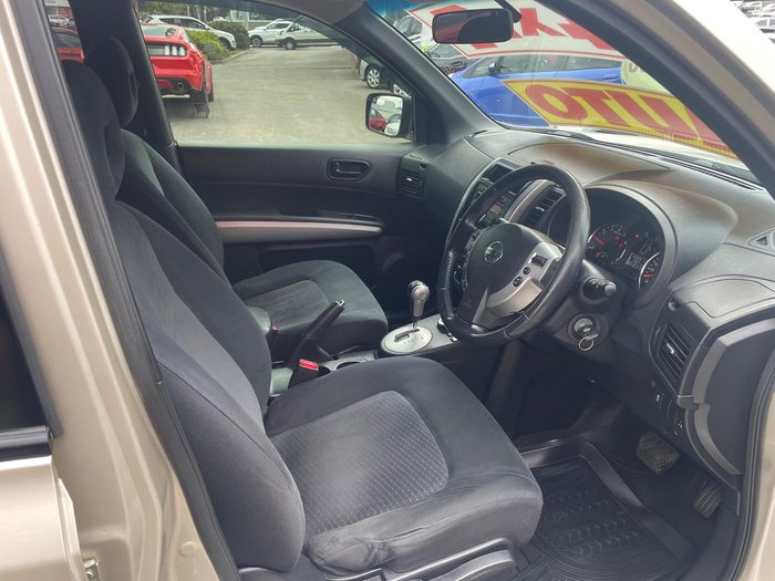2011 Nissan X-TRAIL ST
