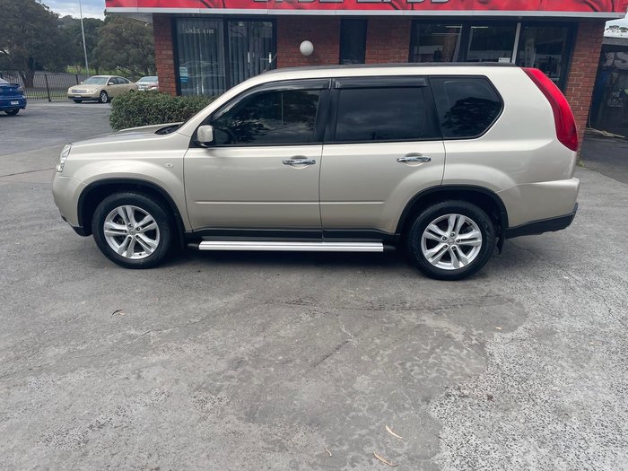 2011 Nissan X-TRAIL ST