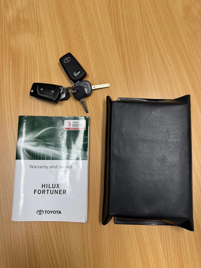 2020 Toyota Hilux SR GUN126R 4X4 Dual Range Glacier White
