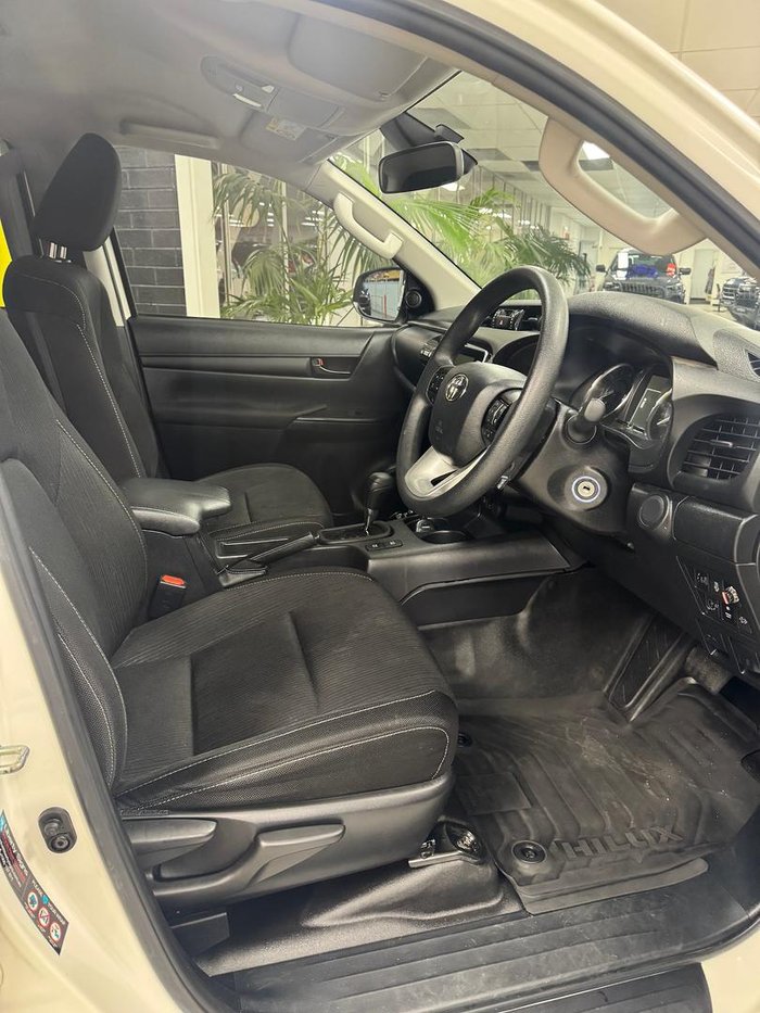 2020 Toyota Hilux SR GUN126R 4X4 Dual Range Glacier White