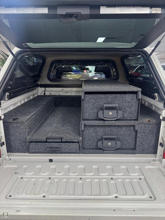 2020 Toyota Hilux SR