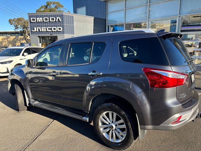 2018 Isuzu MU-X LS-T