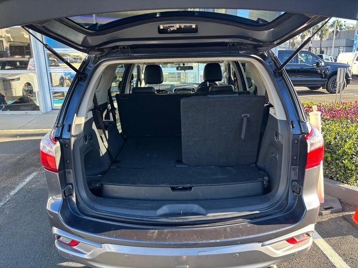 2018 Isuzu MU-X LS-T