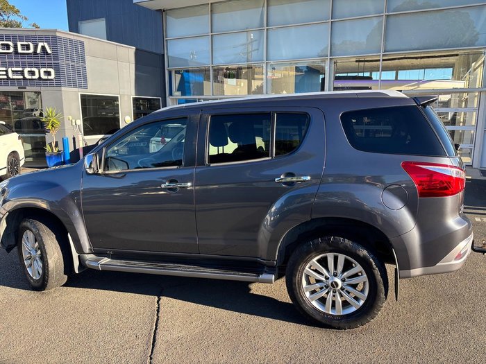2018 Isuzu MU-X LS-T
