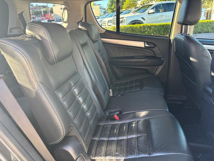 2018 Isuzu MU-X LS-T