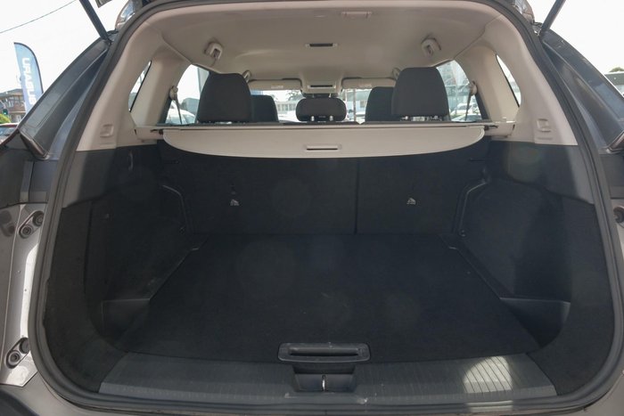 2024 Nissan X-TRAIL ST