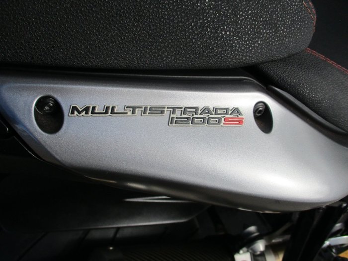 2014 DUCATI MULTISTRADA 1200 S GT BLACK/SILVER