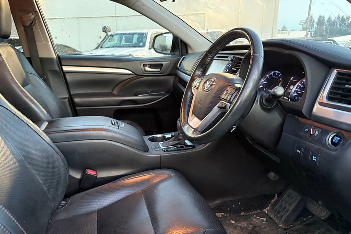 2019 Toyota Kluger Black Edition