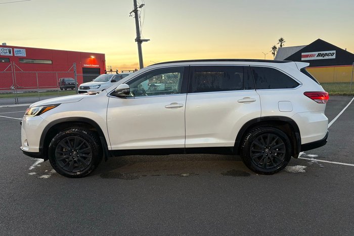 2019 Toyota Kluger Black Edition
