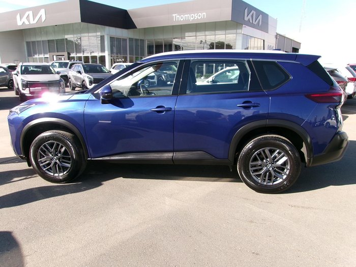 2024 Nissan X-TRAIL ST