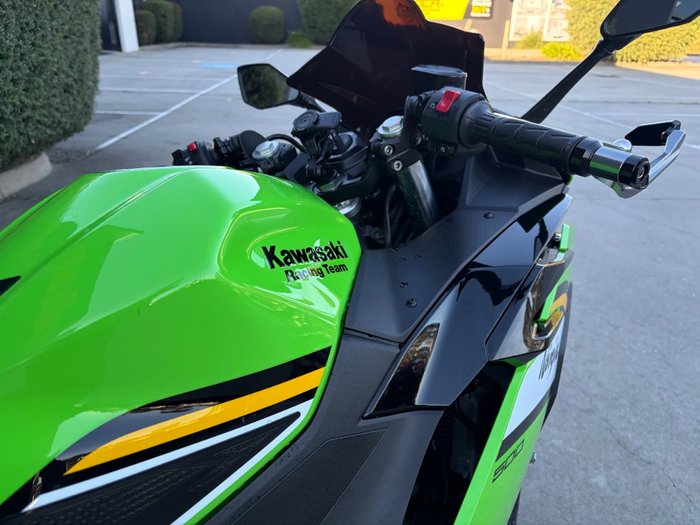 2025 Kawasaki NINJA 500 SE (LAMS) Green