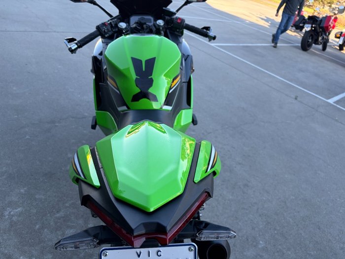 2025 Kawasaki NINJA 500 SE (LAMS) Green