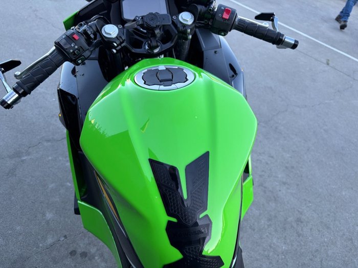 2025 Kawasaki NINJA 500 SE (LAMS) Green