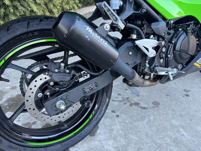 2025 Kawasaki NINJA 500 SE (LAMS) Green