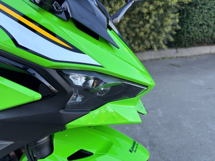 2025 Kawasaki NINJA 500 SE (LAMS) Green