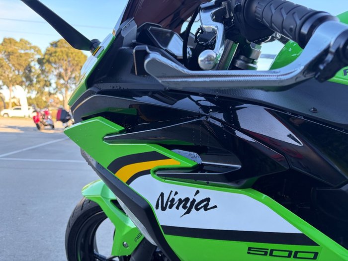 2025 Kawasaki NINJA 500 SE (LAMS) Green