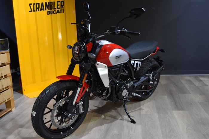 2025 Ducati SCRAMBLER ICON Red