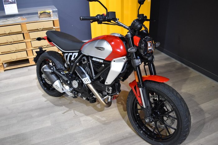 2025 Ducati SCRAMBLER ICON Red