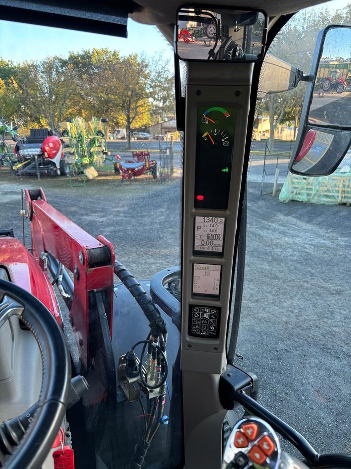 0 CASE IH 150 Maximum Cab Cvt Tractor & Loader - Hours 966 Red