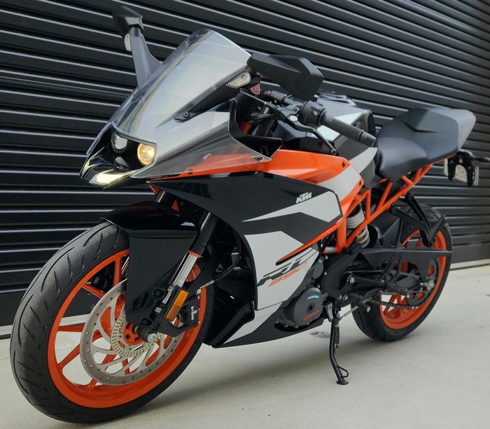 2016 KTM RC 390