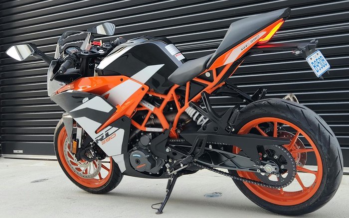2016 KTM RC 390