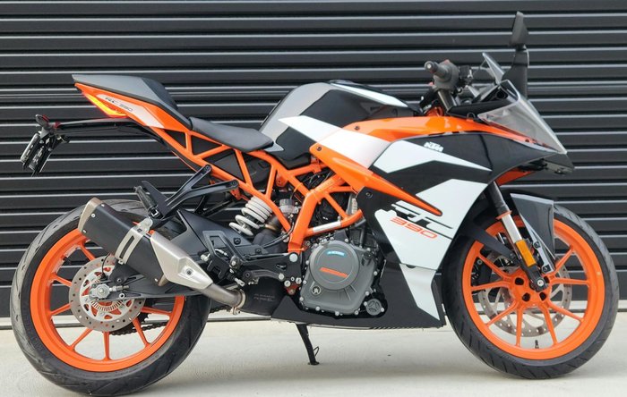 2016 KTM RC 390